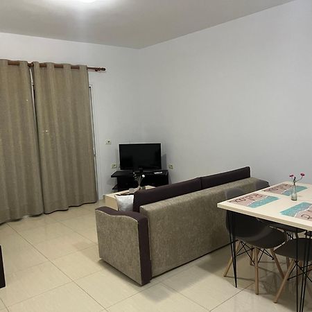 Apartments Sadiku With Sea View Sarandë 외부 사진