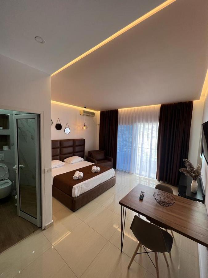 Apartments Sadiku With Sea View Sarandë 외부 사진