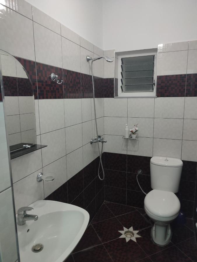 Apartments Sadiku With Sea View Sarandë 외부 사진